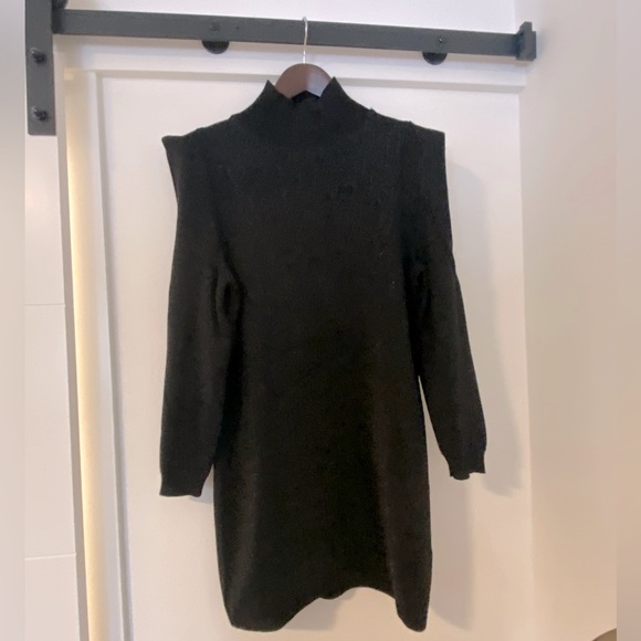 ⚫️ Zara ⚫️ glitter sweater dress with shoulder detail - size small - Picture 2 of 2